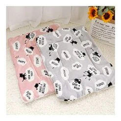 YangYan Fleece Cat Bed Mat Pet Bed Mat New Pet Soft Dog Cat Blanket Winter Foldable Pet Cushion Soft Warm Sleep Mat Cat Supplies (Color : Gray, Size : 35x50cm) -Purritos Shop 516eKYcL0dL