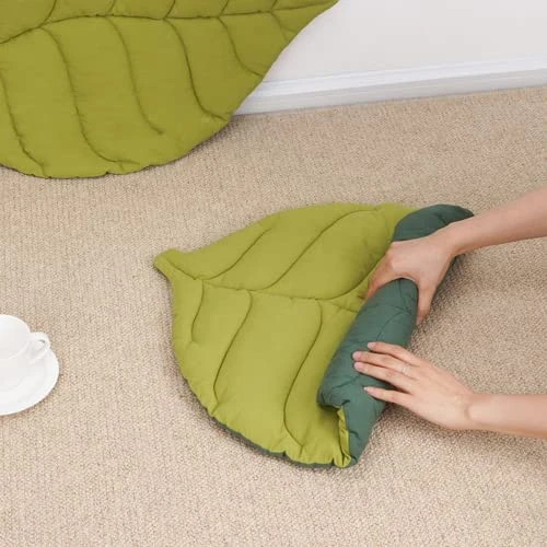 Leaf Shape Cat Mat Sleeping Soft Dog Cat Bed Mat Autumn And Winter Bite Resistant Pet Cage Mat Cats Kennel Pad 4 Leaf Shape Cat Mat Sleeping Soft Dog Cat Bed Mat Autumn And Winter Bite Resistant Pet Cage Mat Cats Kennel Pad - Image 2